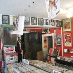 Record Store: Sonik Musique