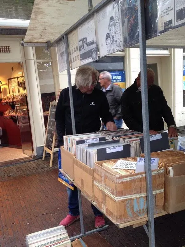 BuroInteralphanskeNL-VINYL