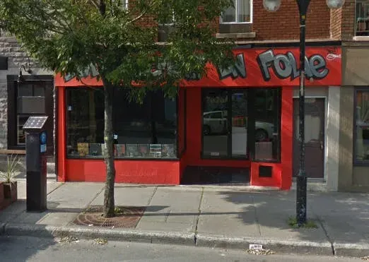 Record Store: Divertissement En Folie