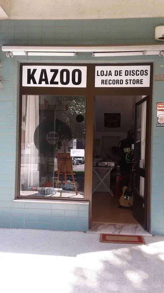 Kazoo-Loja de discos