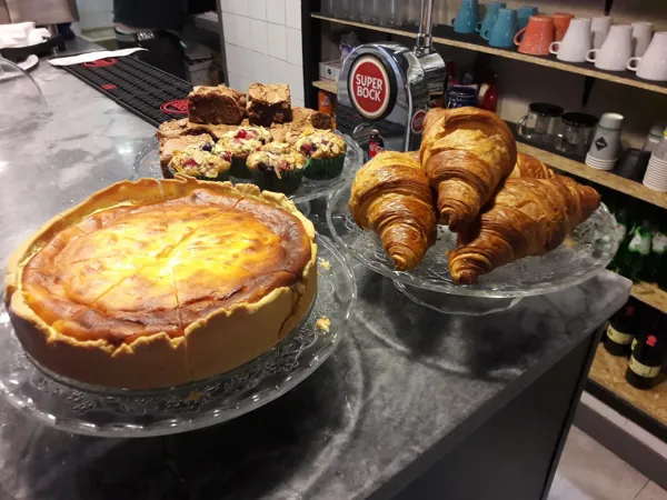 Record Store: doVigário PubandRecords