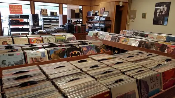 Record Store: Classic Audio & Vinyl