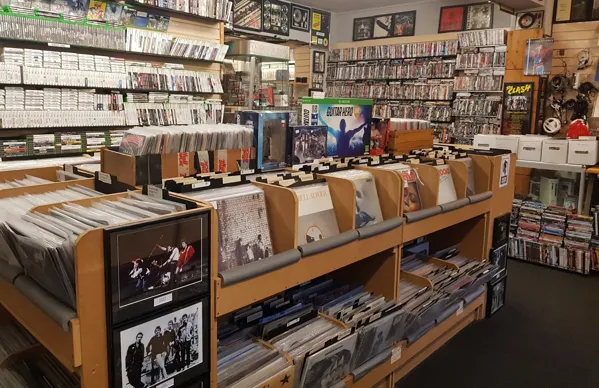 Record store thumbnail: Entertainment-X-Change