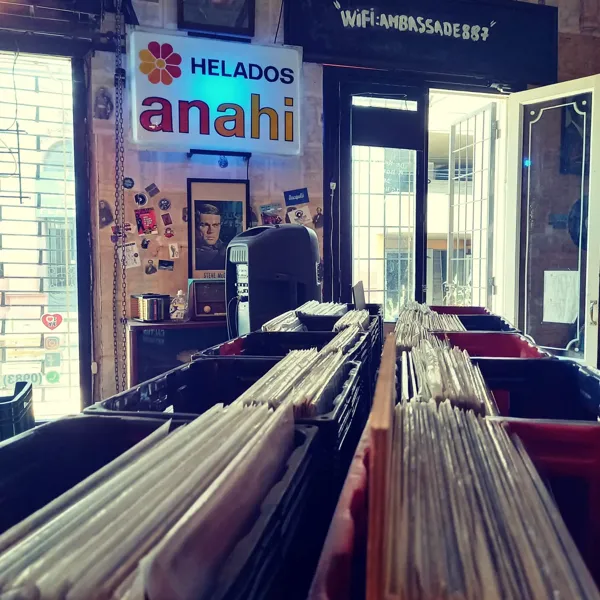 Record Store: CACTUS RECORDS