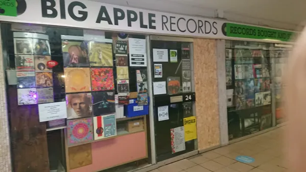 Record store thumbnail: Music Inn Records