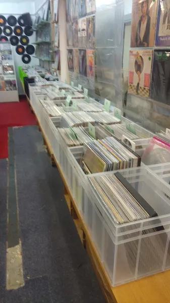 Record Store: MINT MUSIC - NZ