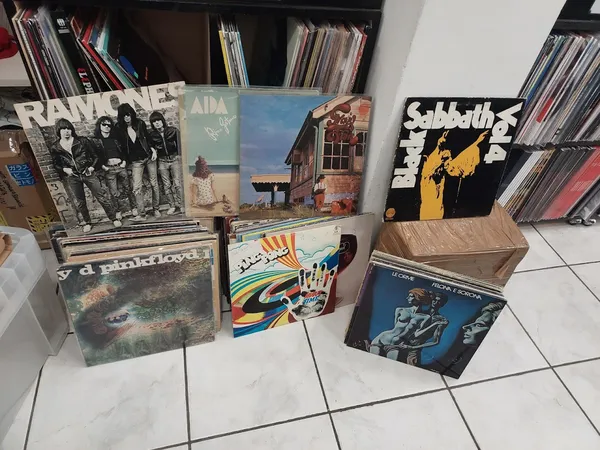 Record store thumbnail: Ostia Records