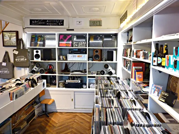 Record Store: Wiener LP Café