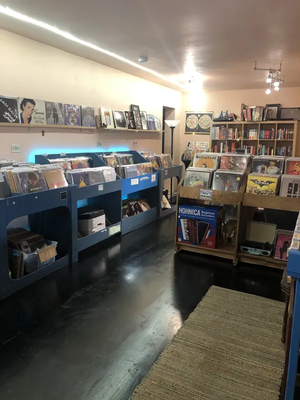 Record store thumbnail: Seattle Records and CDs guitars cassettes