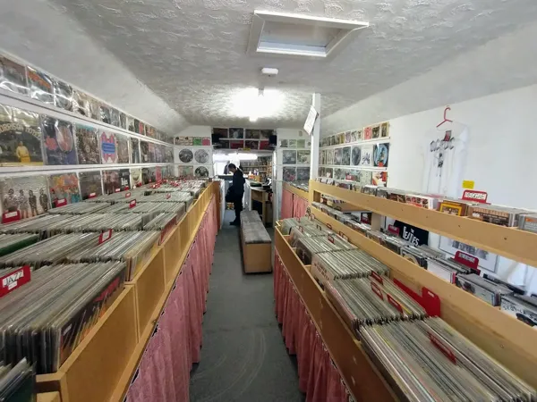 Record Store: Grey n Pink Records