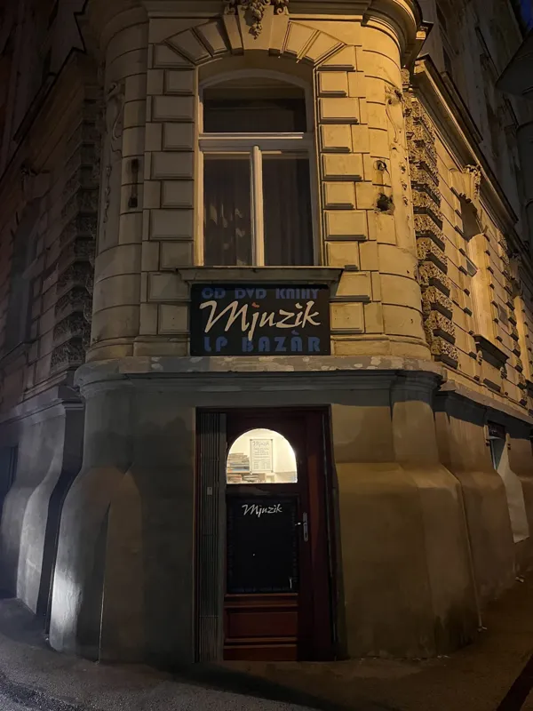 Record store thumbnail: Mjuzik - LP/CD/DVD shop + LP/CD second hand