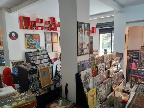 Record Store: Disconave Vinil Cafe