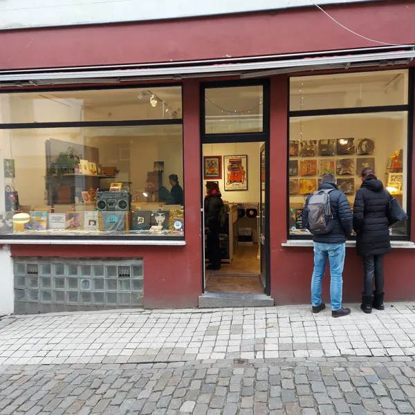 Record Store: Circle Story