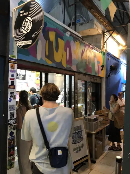 Record store thumbnail: kamargelap records store