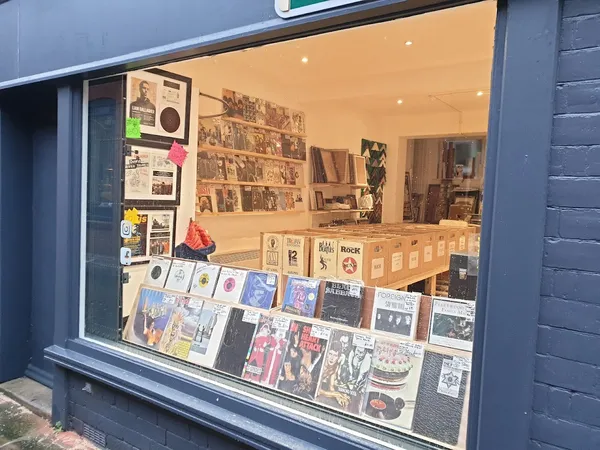 Record store thumbnail: Elliott's Vinyl Records