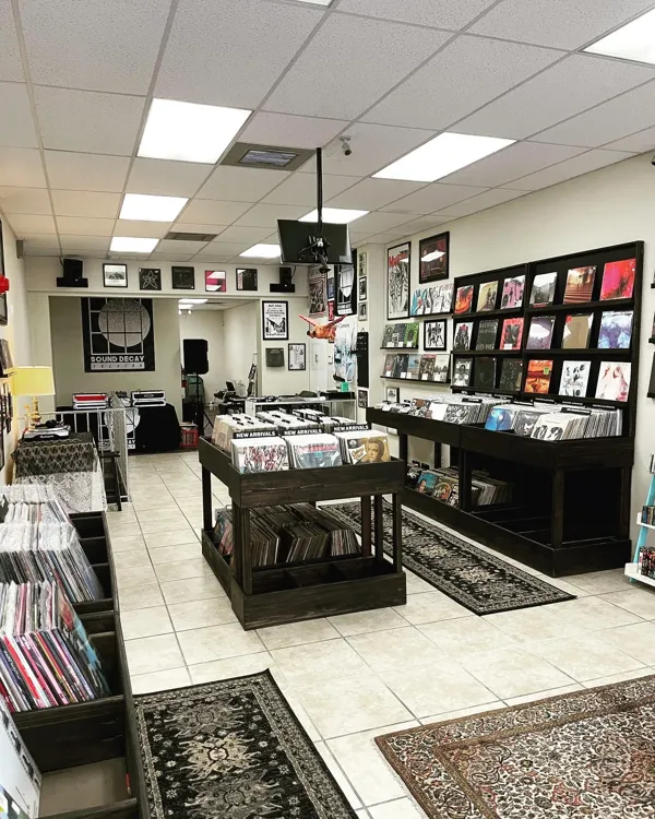 Record Store: Sound Decay Records