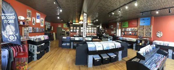 Record Store: Analog Vault