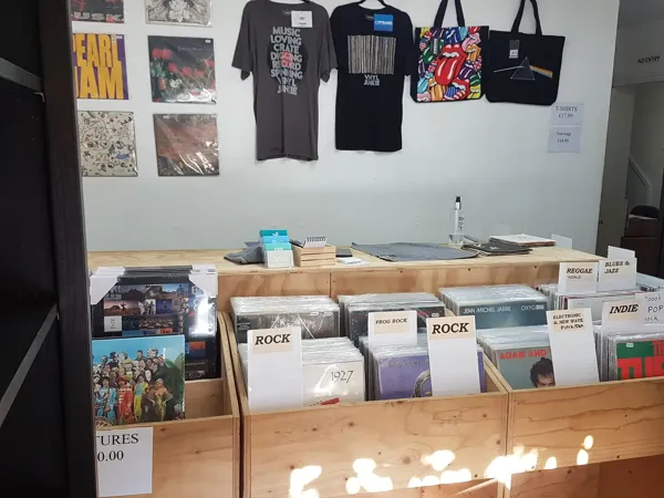 Record store thumbnail: Pizzicato Records