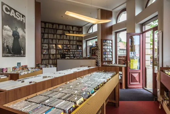 Record Store: Sweetwater Record Store