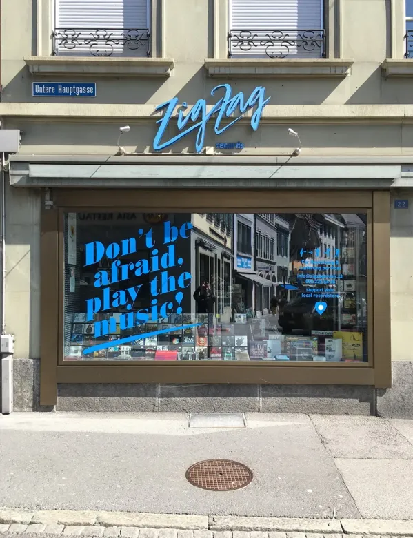 Record Store: ZIG ZAG records