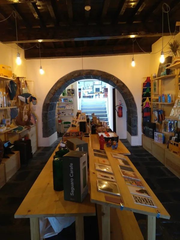 Record Store: La Bamba Bazar Store