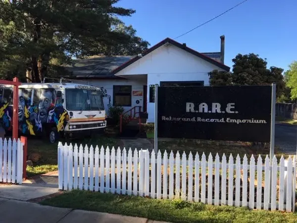 Retro And Record Emporium - RARE