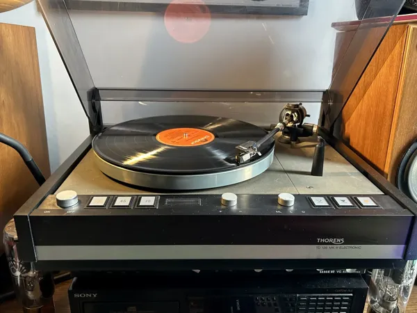 Record Store: LaserCity