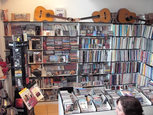 Record store thumbnail: Visé Musique