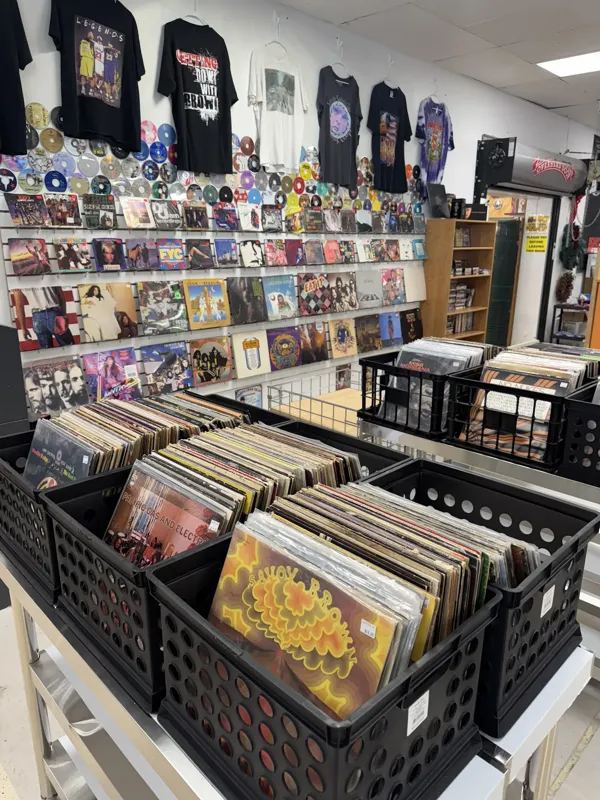 Record store thumbnail: Fresh 2 Retro