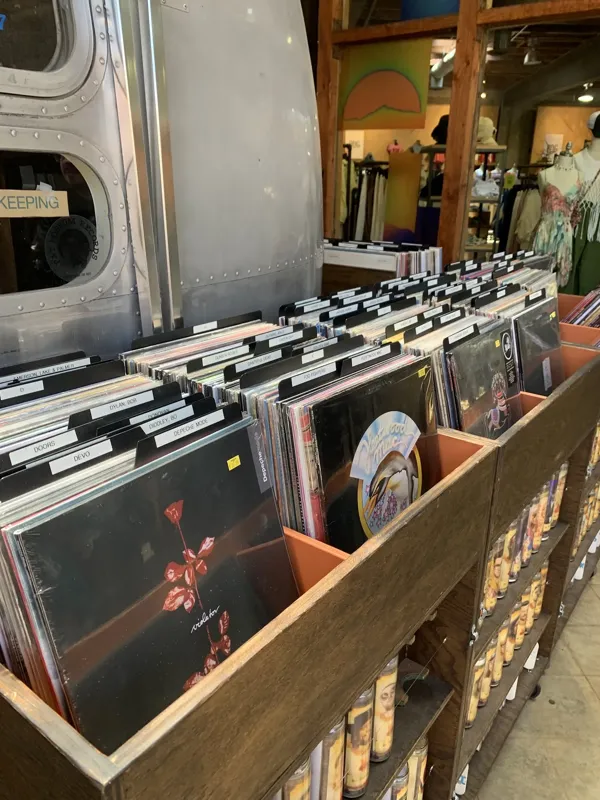 Record Store: Creme Tangerine