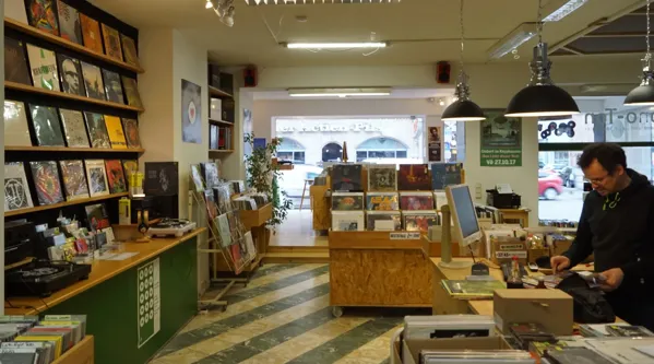 Record store thumbnail: mono-Ton