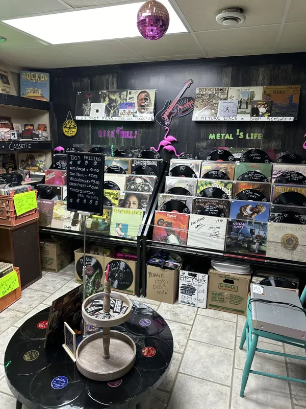 Record Store: Hard Luck Woman Record Shop