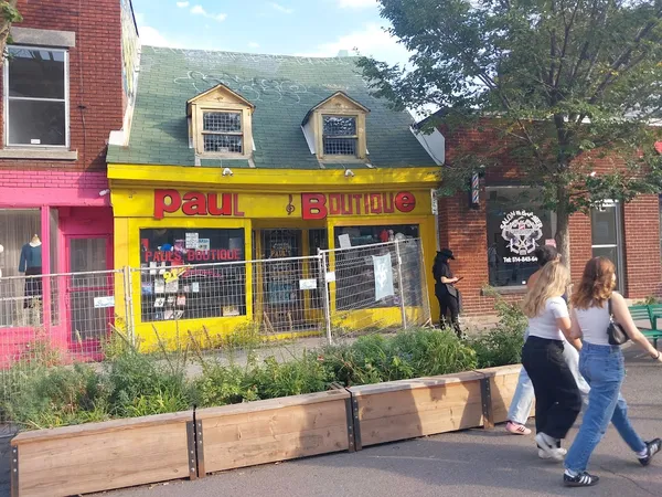 Record Store: Paul Boutique