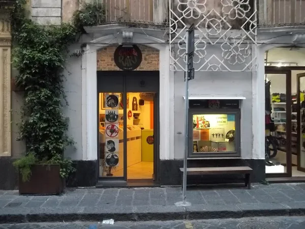 Cari&Rari Vinyl Shop
