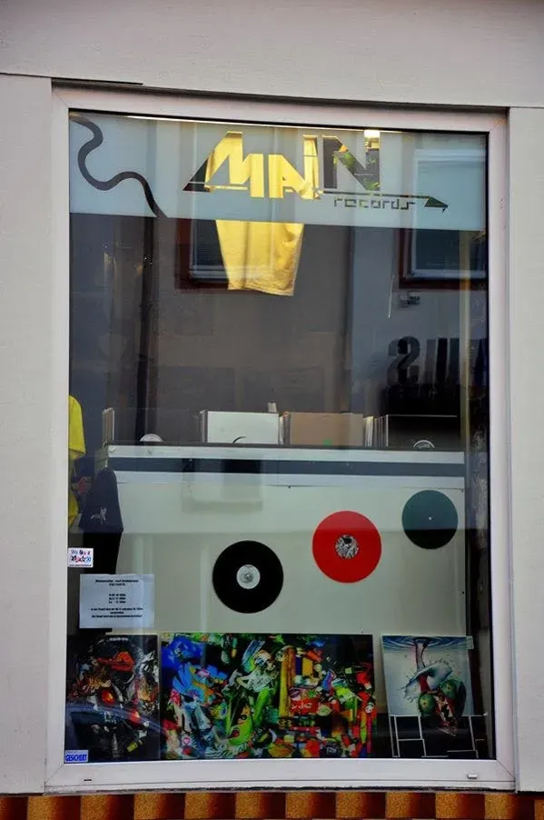 Record store thumbnail: Mainrecords