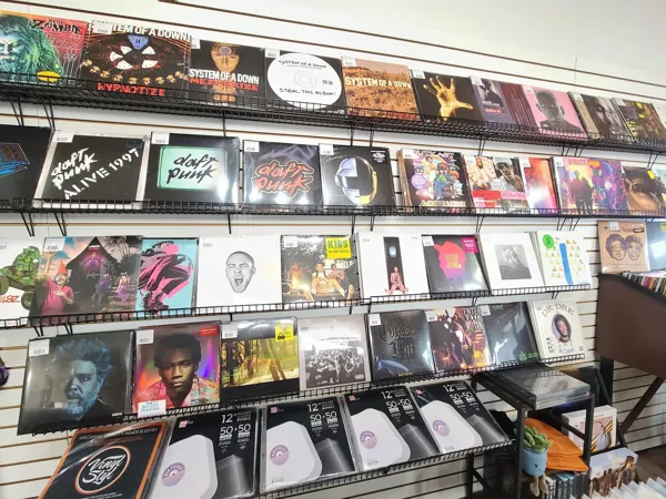 Record store thumbnail: Paul Rose Records & Boutique
