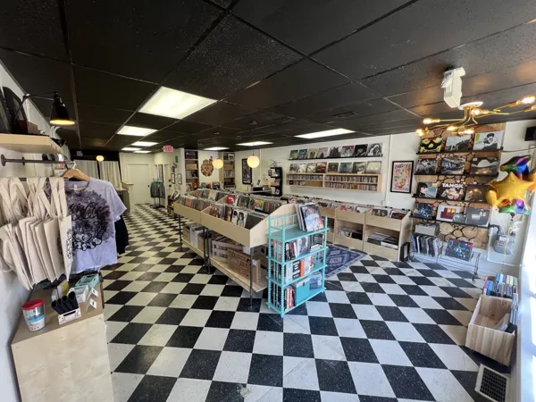 Record store thumbnail: Andy’s Records