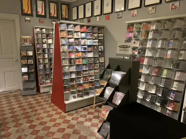 Record store thumbnail: Alba Records