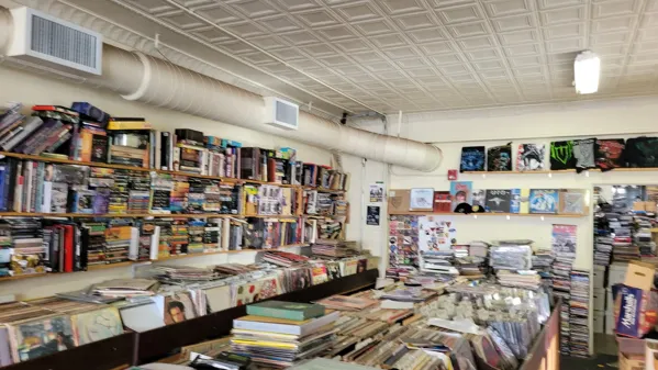 Record store thumbnail: Music Connection