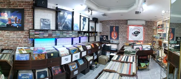 Record store thumbnail: OZZYTURK Records & HI-FI Systems