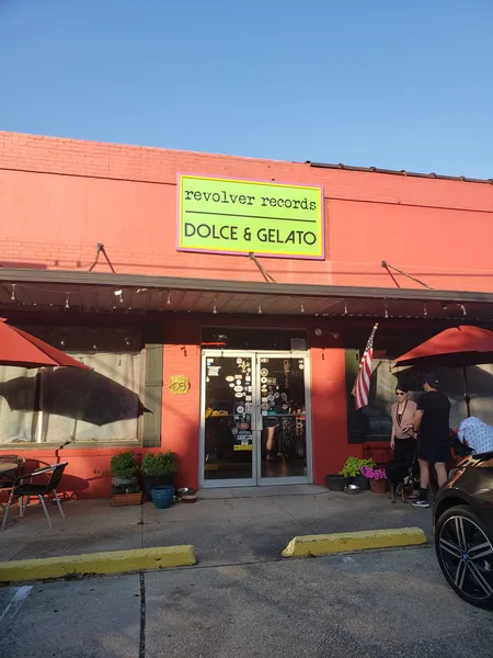 Record store thumbnail: Revolver Records