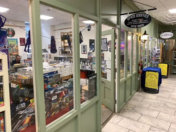 Record store thumbnail: Space oddities record store