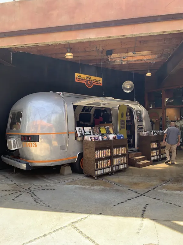 Record store thumbnail: Creme Tangerine