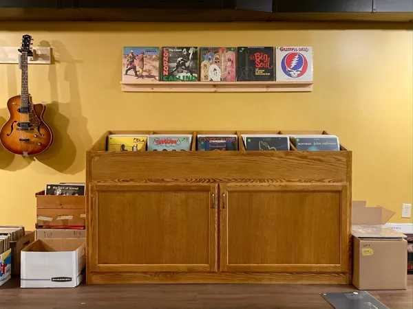 Record store thumbnail: Off-Track Records