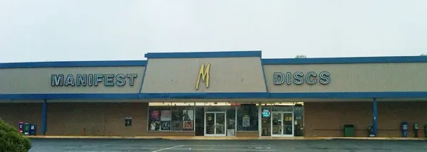 Record Store: Manifest Discs and Tapes