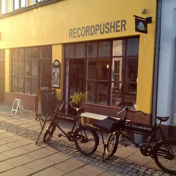 Record Store: RecordPusher