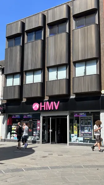 Record Store: hmv