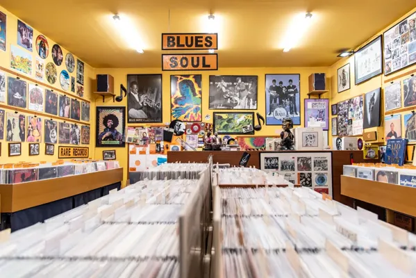 Record Store: Mr Vinylios Records