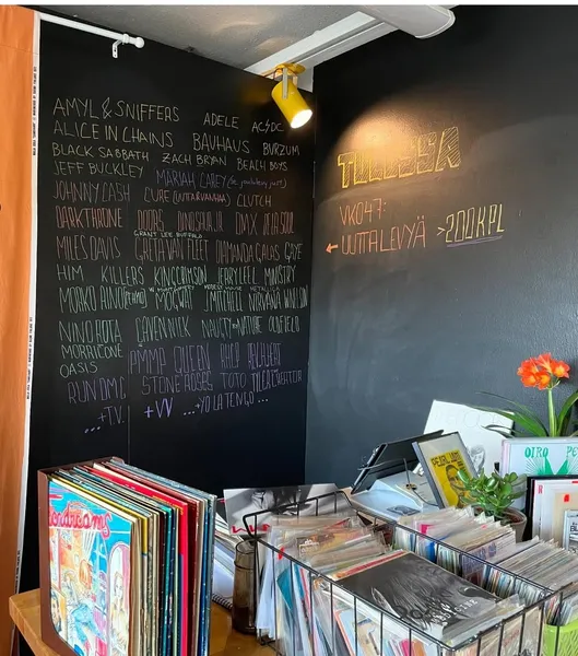Record Store: Vinyylivimma