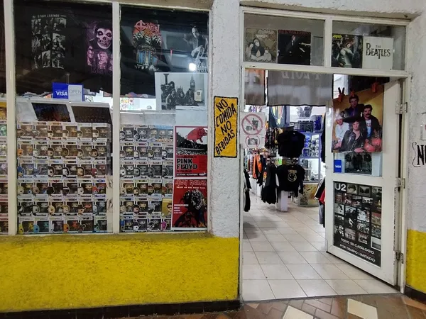 Record store thumbnail: ROCK 70's Música & Playeras